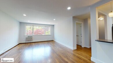 578 Henry St, Unit 3 in Brooklyn, NY - Foto de edificio - Building Photo