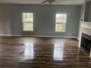 4696 Windstar Way in Lexington, KY - Building Photo - Building Photo