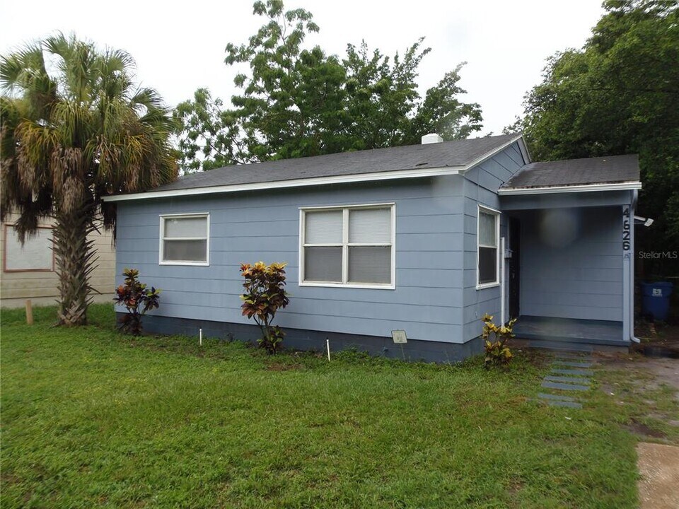 4626 9th Ave S in St. Petersburg, FL - Building Photo