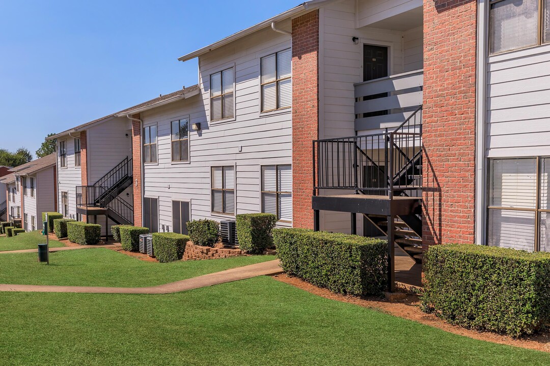 Sunridge Apartments in Nacogdoches, TX - Foto de edificio