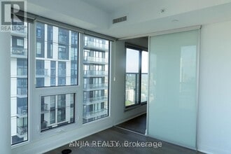 181 Dundas St E in Toronto, ON - Building Photo - Building Photo