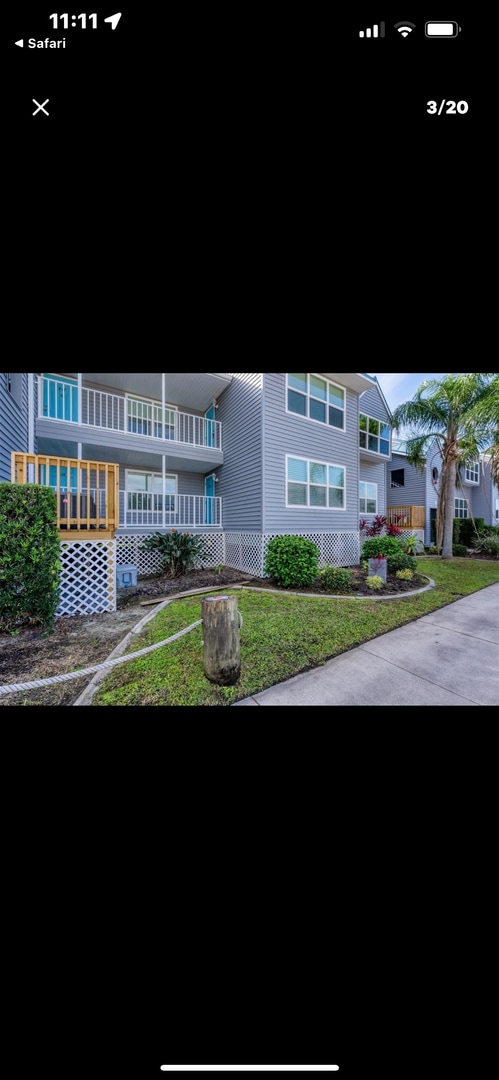 property at 4410 Warren Ave