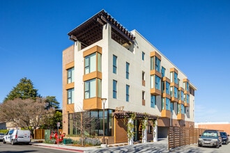 Walnut Studios in San Carlos, CA - Building Photo - Building Photo