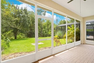 2221 Cypress Trace Cir in Orlando, FL - Foto de edificio - Building Photo