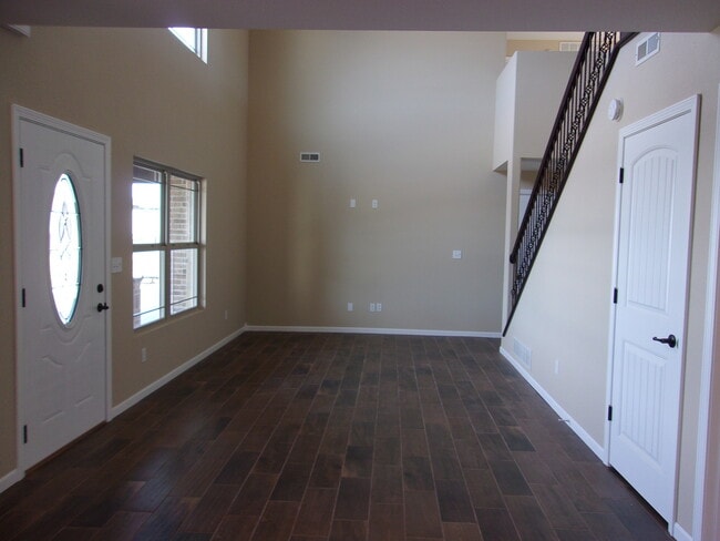 4067 Westminister Dr in Jefferson City, MO - Building Photo - Building Photo