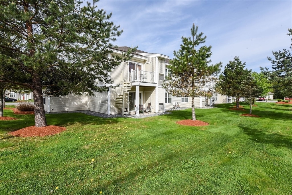 511 Main St in Groton, MA - Building Photo