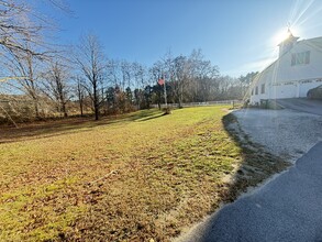 8 N River Rd in Milford, NH - Building Photo - Building Photo