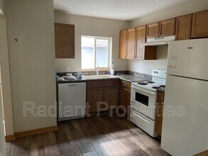 1530 E 16th St in Des Moines, IA - Building Photo - Building Photo