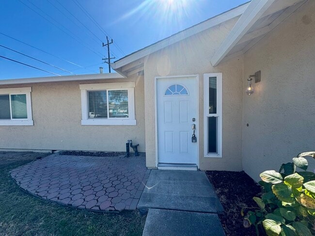 8405 Butternut Dr in Citrus Heights, CA - Building Photo - Building Photo