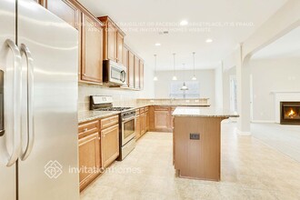 170 Echols Way in Acworth, GA - Foto de edificio - Building Photo
