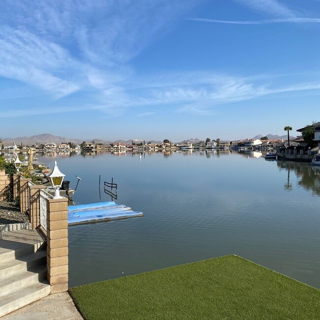 13765 White Sail Dr in Victorville, CA - Building Photo - Building Photo