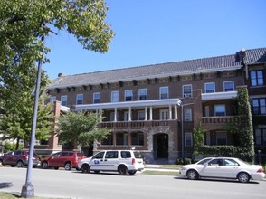 Ohio Commons in Chicago, IL - Building Photo - Building Photo