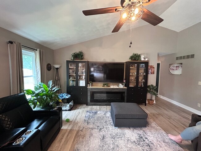 507 Wheatland Dr