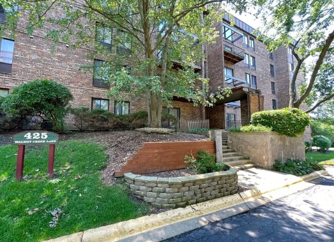 property at 425 Walnut Creek Rd