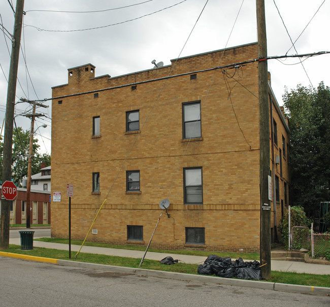 500 Elizabeth St in Charleston, WV - Building Photo - Building Photo