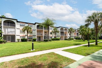 The Lenox in Tampa, FL - Building Photo - Building Photo