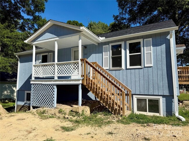 property at 1902 W 5th Ave
