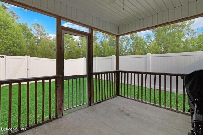 407 Glenhaven Ln in Jacksonville, NC - Building Photo - Building Photo