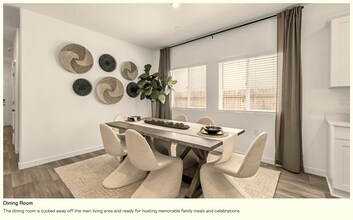 4454 Buckingham Ave in Clovis, CA - Foto de edificio - Building Photo