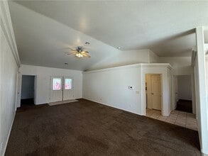 3298 E Ames Ave in Kingman, AZ - Building Photo - Building Photo