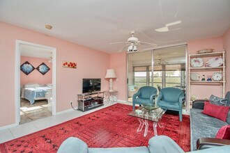 1471 Bonaire Blvd in Delray Beach, FL - Building Photo - Building Photo