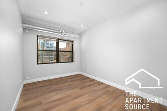 1219 W Devon Ave in Chicago, IL - Building Photo - Building Photo
