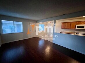 1977 Woodglen Ln in Vacaville, CA - Building Photo - Building Photo