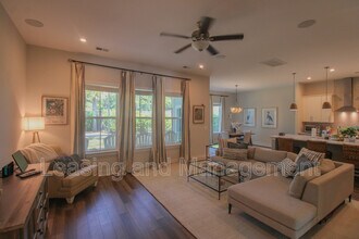 2352 Lantern St in Charleston, SC - Building Photo - Building Photo