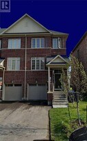 25 Agava St in Brampton, ON - Building Photo