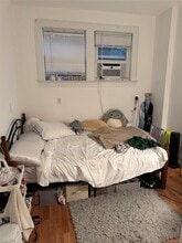 39-14 214th Pl in Queens, NY - Building Photo - Building Photo