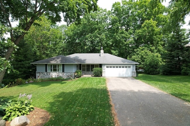 property at 919 Magdeline Dr