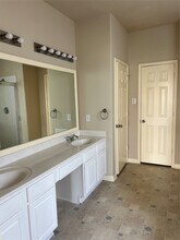 202 Angela Ln in Stafford, TX - Building Photo - Building Photo