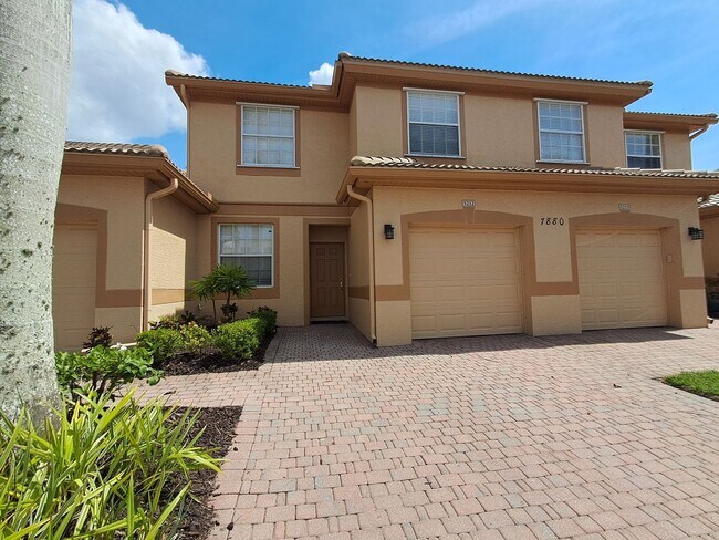 property at 7880 Lake Sawgrass Loop