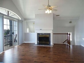 202 Red Maple Ct in Warminster, PA - Building Photo - Building Photo