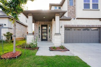 1241 Summerbrooke Cir in Leander, TX - Foto de edificio - Building Photo