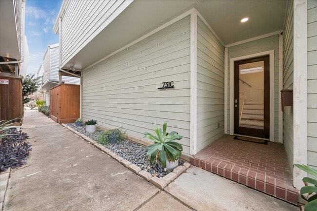 property at 731 Heights Blvd