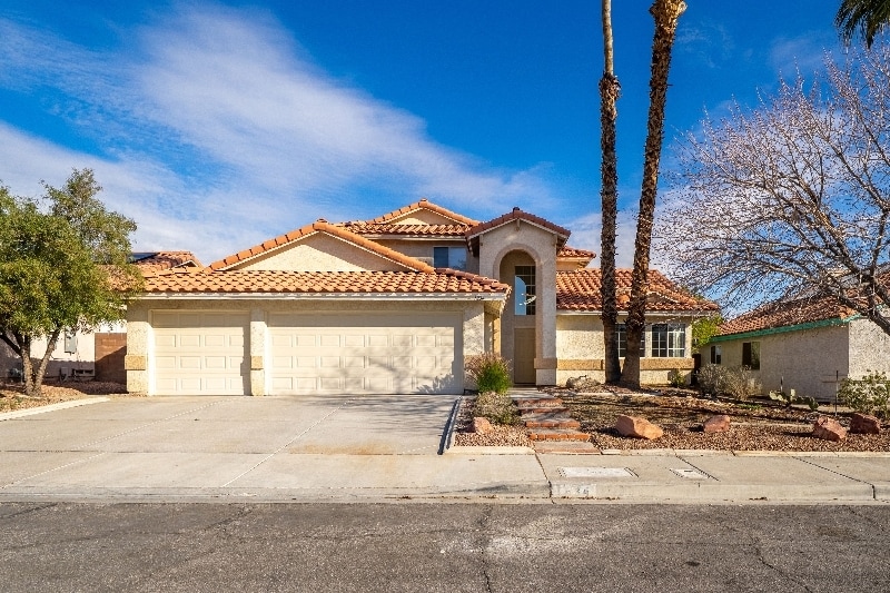 1834 Escondido Terrace in Henderson, NV - Building Photo