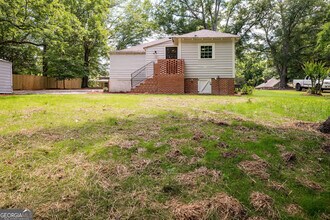 1235 S Madison Ave in Monroe, GA - Building Photo - Building Photo