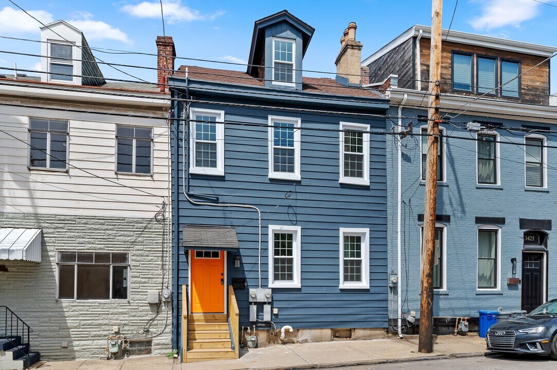 3423 Denny St in Pittsburgh, PA - Building Photo