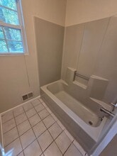 225 Cassville Rd in Jackson Township, NJ - Building Photo - Building Photo