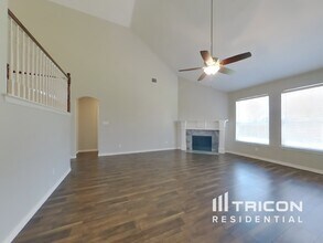 2817 Deerhurst Dr in Highland Village, TX - Building Photo - Building Photo