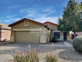 641 E Solitude Trl in San Tan Valley, AZ - Building Photo