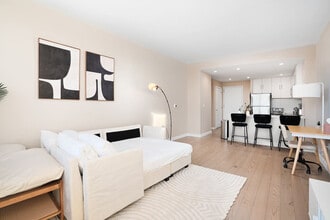 770 Jackson St in Hoboken, NJ - Building Photo - Building Photo