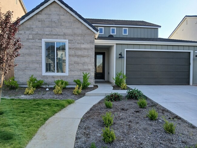 property at 1184 Atlantica Dr S