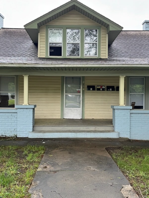 property at 1827 1st Ave NW