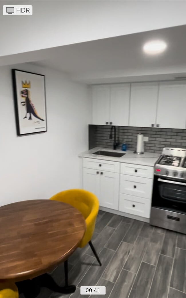 60 Collyer Ave, Unit 1 Bedroom basement apt