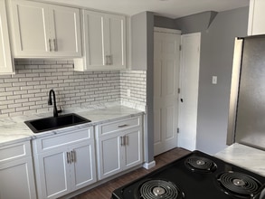 136 Kenview Ave in Buffalo, NY - Building Photo - Building Photo