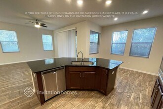 4954 Wandering Wy in Zephyrhills, FL - Building Photo - Building Photo