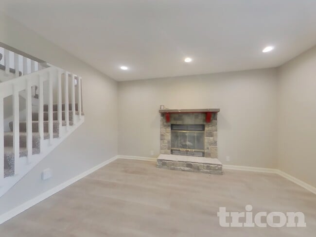 1133 NE Banner Dr in Lee's Summit, MO - Building Photo - Building Photo