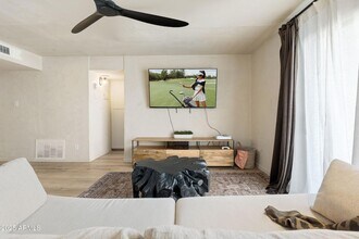 3313 N 68th St, Unit 111 in Scottsdale, AZ - Building Photo - Building Photo